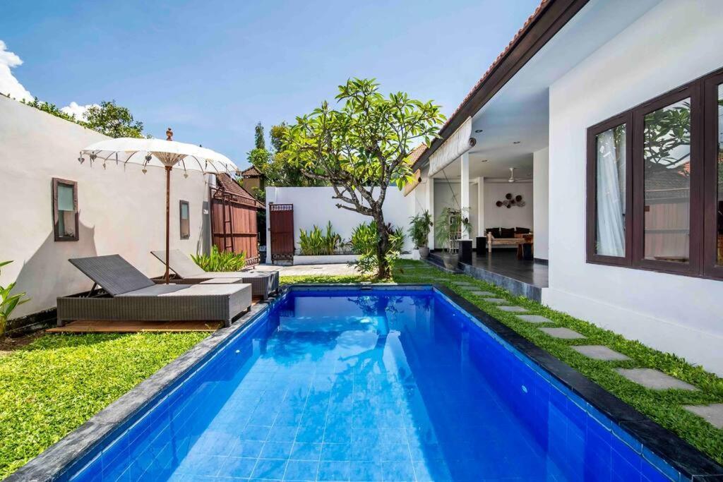 Bens Two-bedroom With Private Swimmingpool Villa *