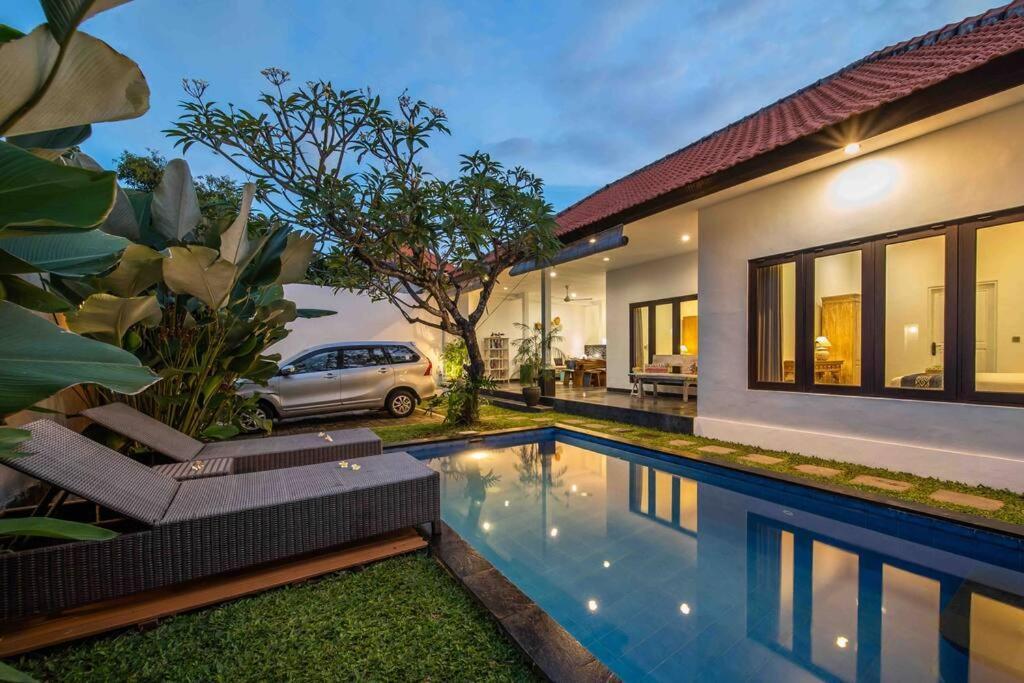 Bens Two-bedroom With Private Swimmingpool Villa
